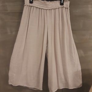 Goucho style wide leg crop pants